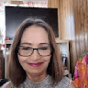 Meet your Posher, Evelyn